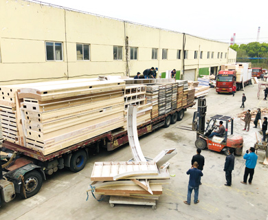 挑选展览搭建工厂一定要看资质吗？